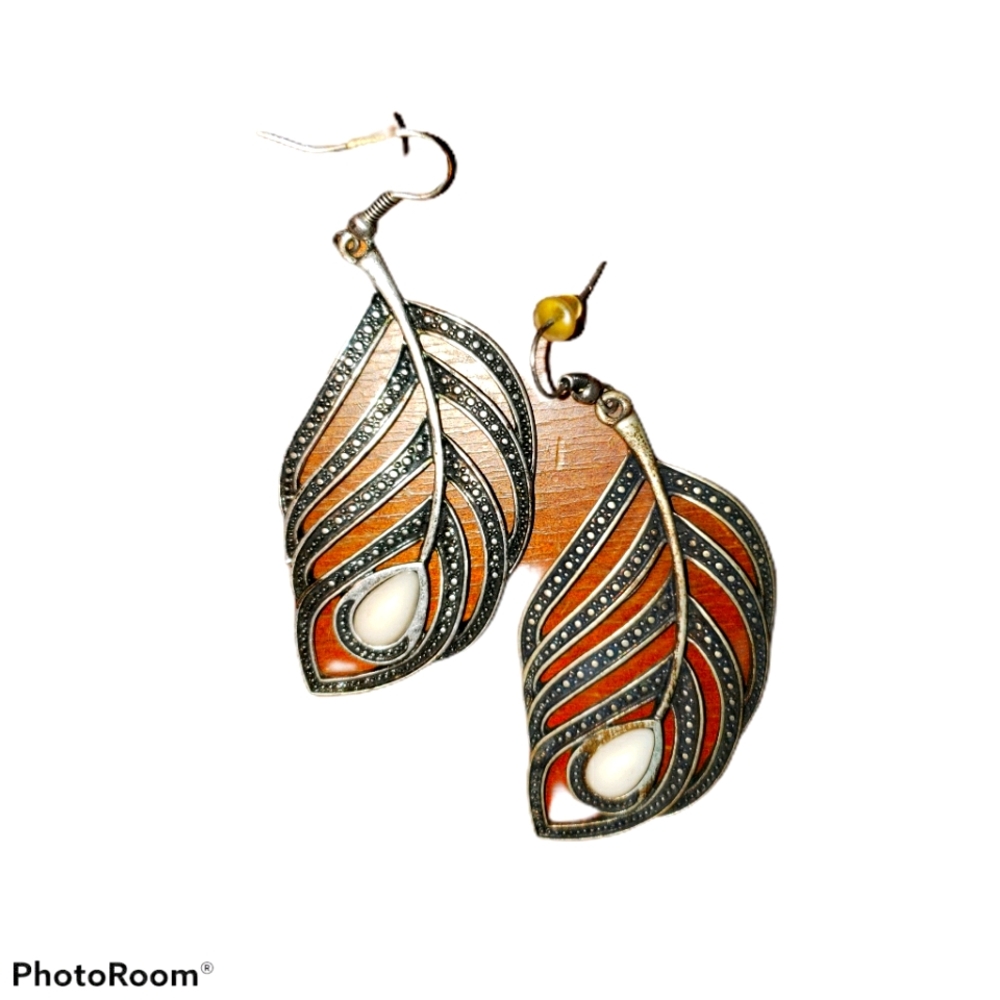 Vintage hanging earrings